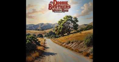 The Doobie Brothers - Walk This Road