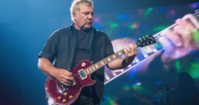 Alex Lifeson