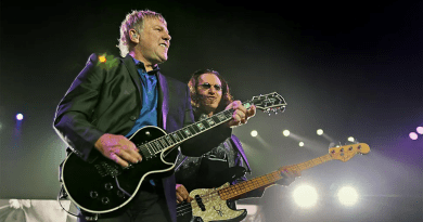 Alex Lifeson