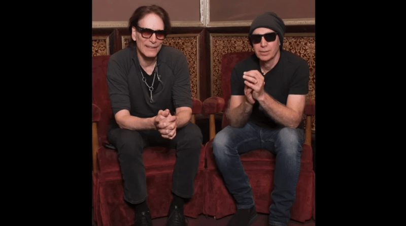 Joe Satriani ve Steve Vai’den Güç