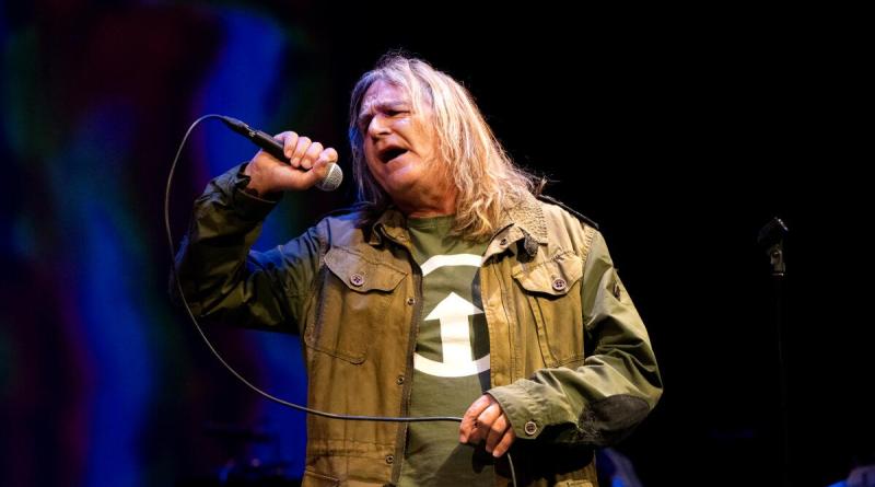 mike peters