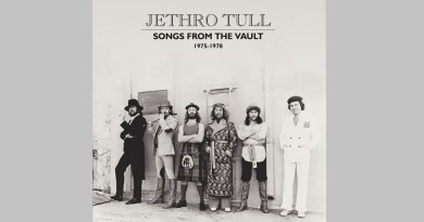 Jethro Tull - Songs From The Vault 1975–1978