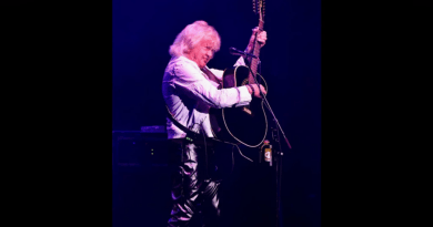 John Lodge’tan Yeni Turne Müjdesi