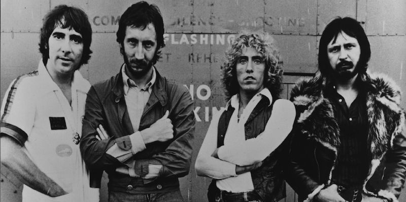 The Who grubunun üyeleri, 1970'lerde bir konser sırasında poz vermişler.