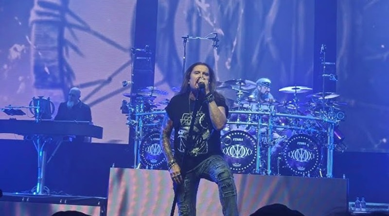 Dream Theater'dan Mangini Dönemi Şarkı Sürprizi