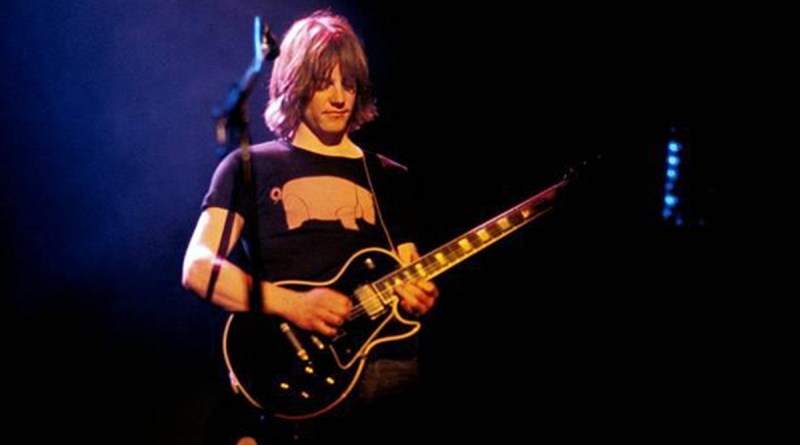 Snowy White