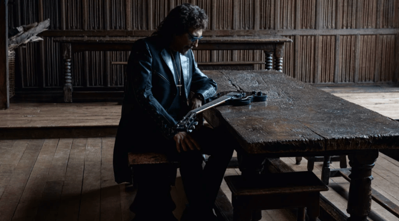 Tony Iommi – World Alone